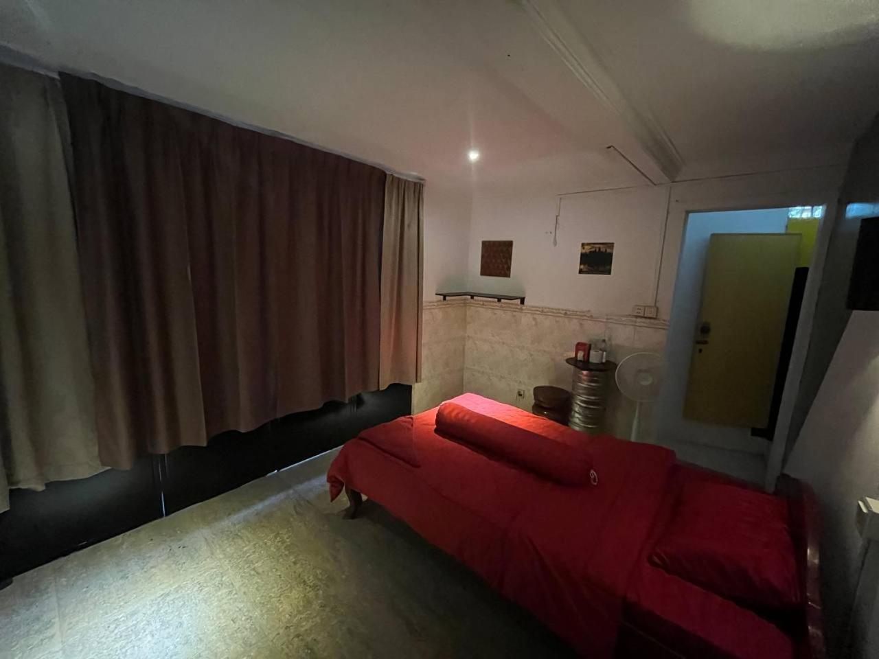 White Monkey Hotel Siem Reap Værelse billede